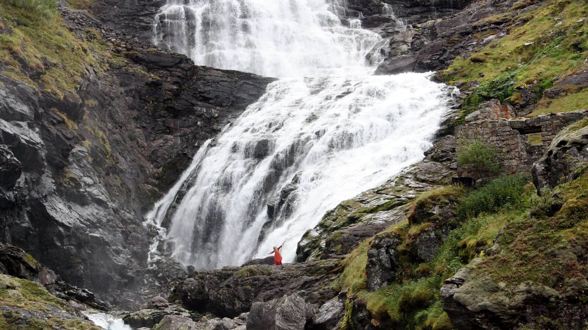 Kjosfossen Waterfall 