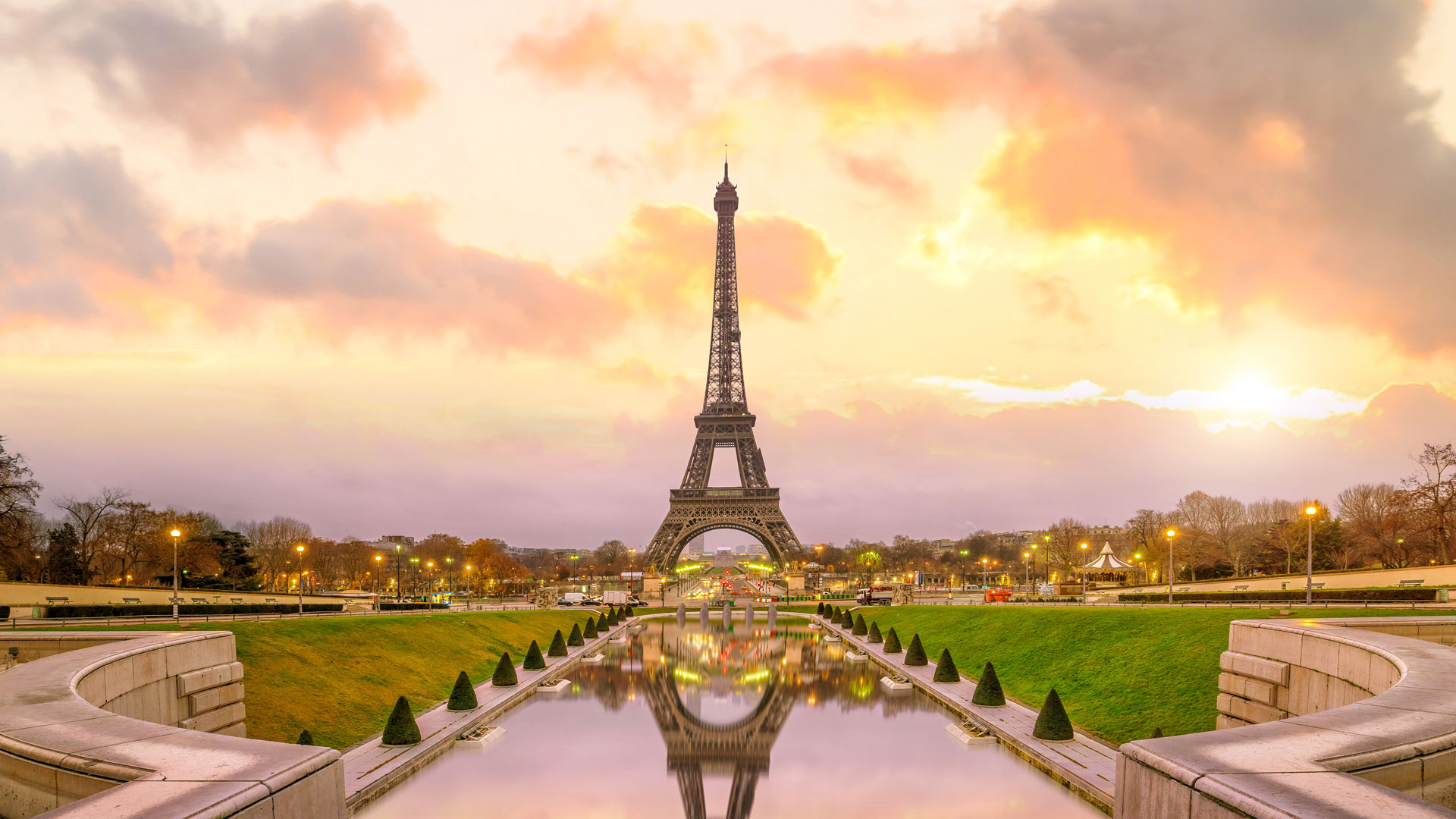 Eiffel Tower at sunrise, Trocadero fountains, Paris