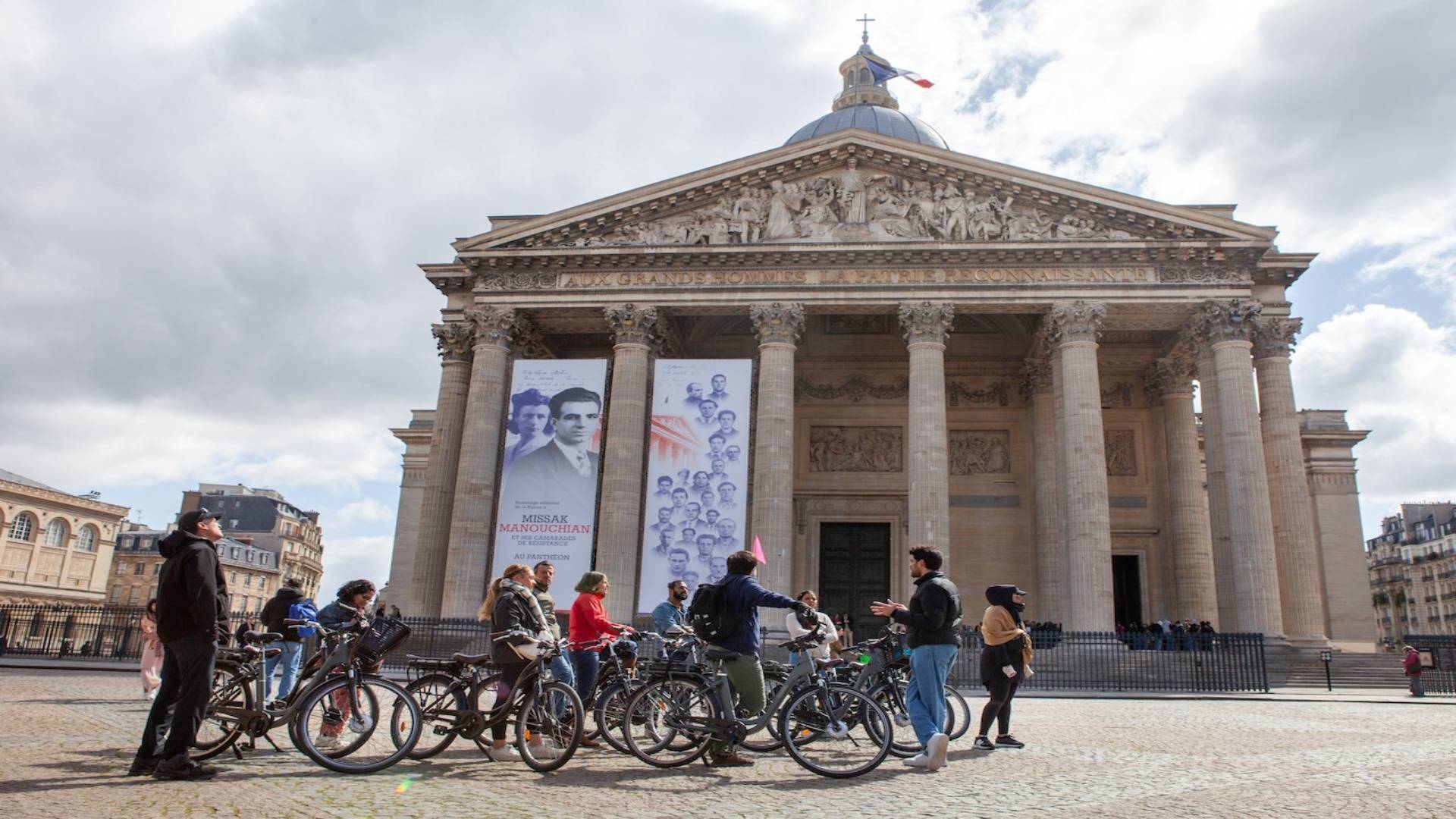Paris electric bike tour