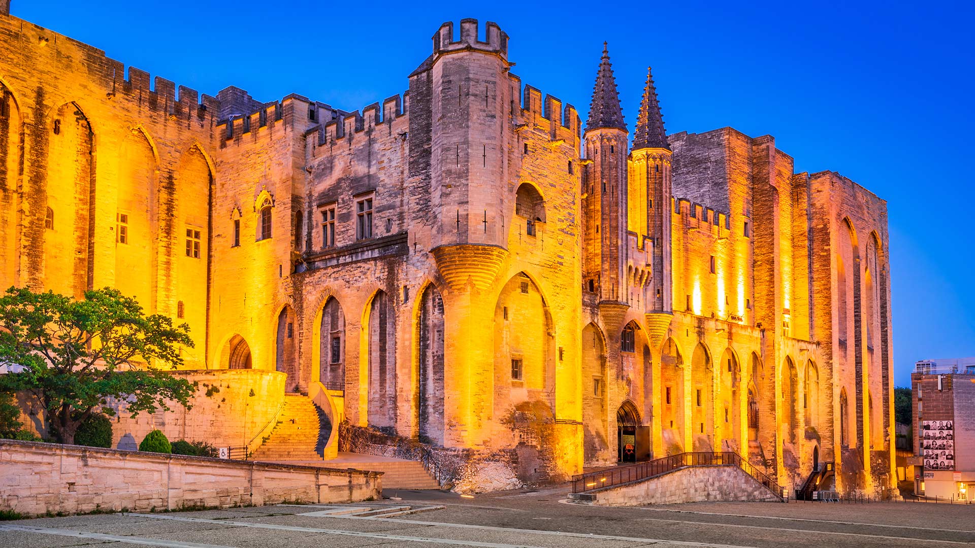Palais des Papes at night, Avignon