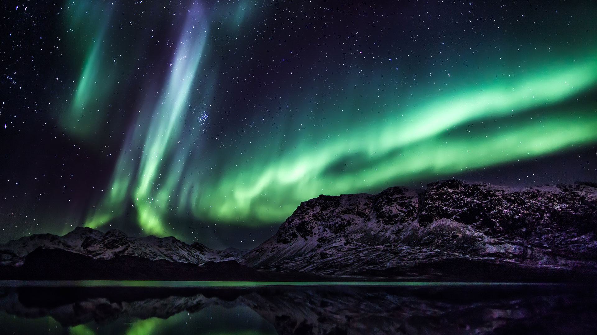 Northern Lights in Greenland - ©Mads Pihl - greenland.com