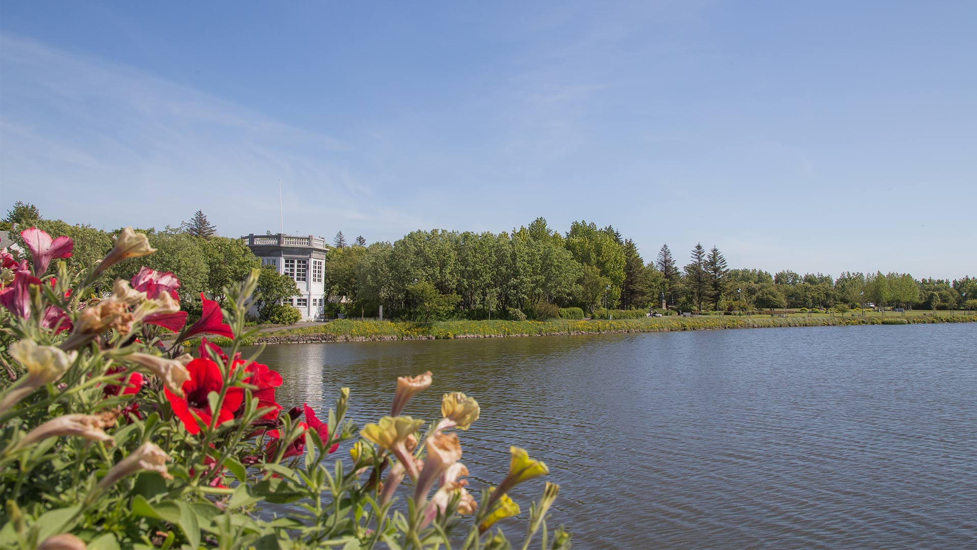 Hljómskálagarður in Reykjavík ©nordicvisitor