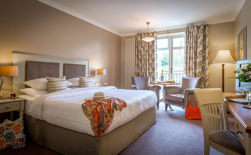 Rivercourt Hotel Room