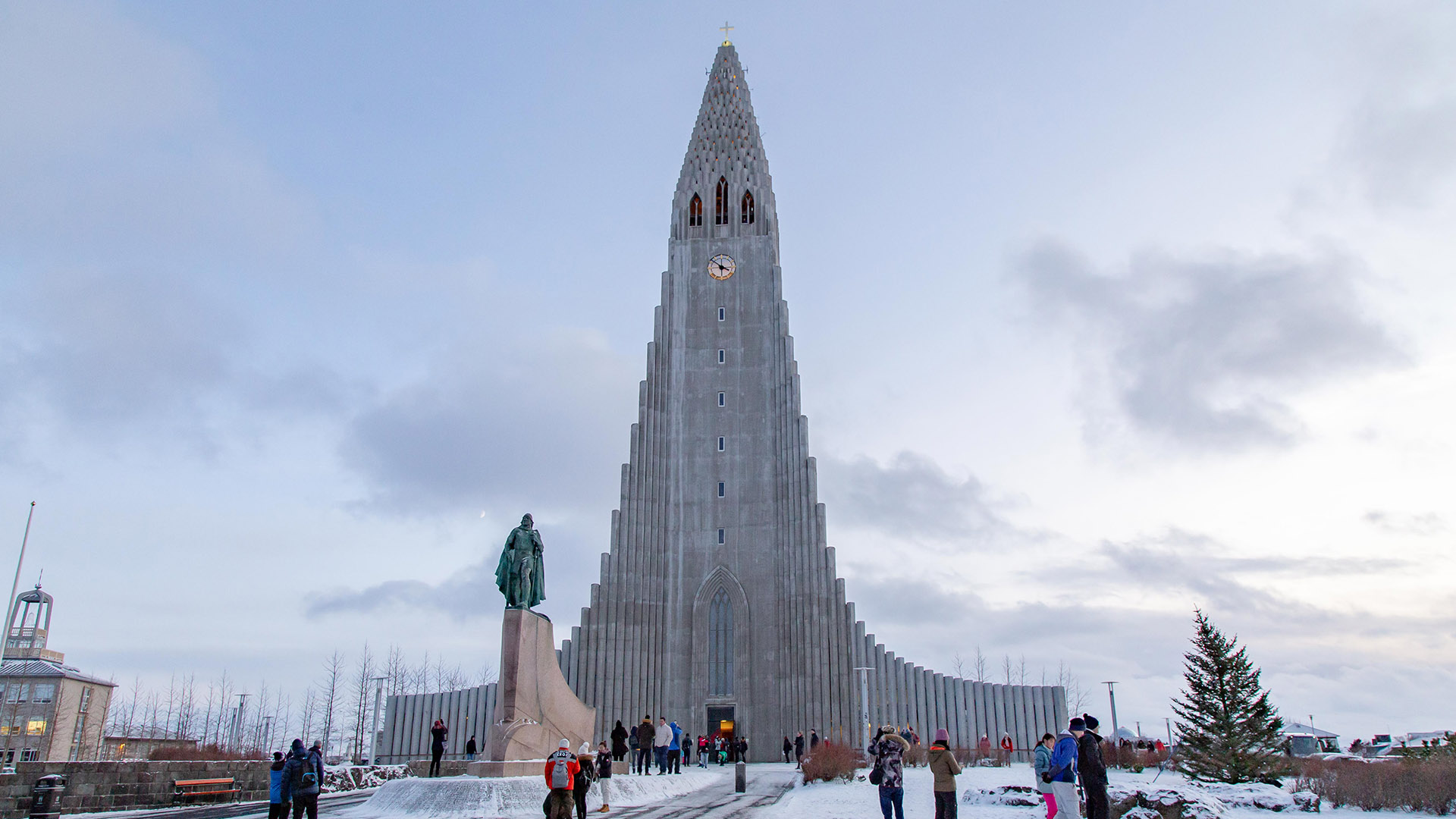 Hallgrímskirkja church in winter, Reykjavik, Iceland