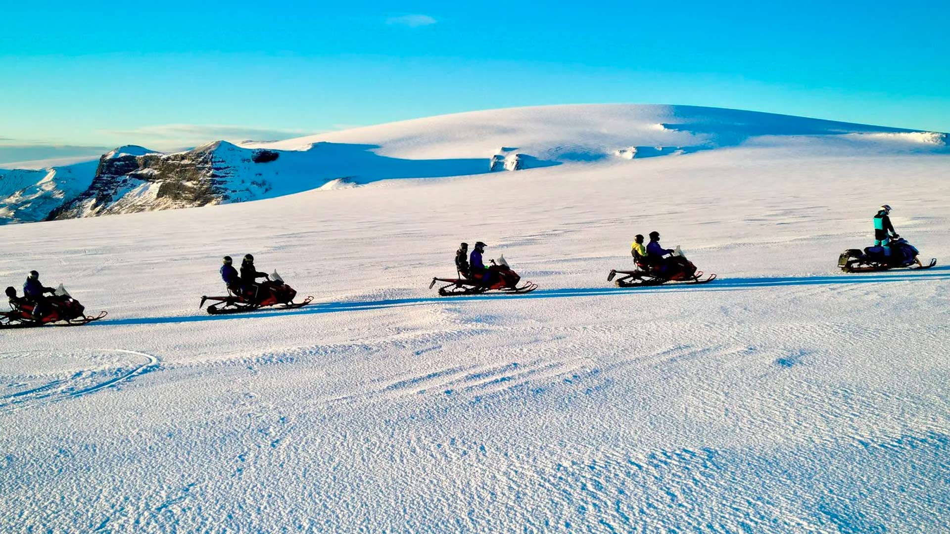 Snowmobiling on Langjökull Glacier ©simplyiceland.is