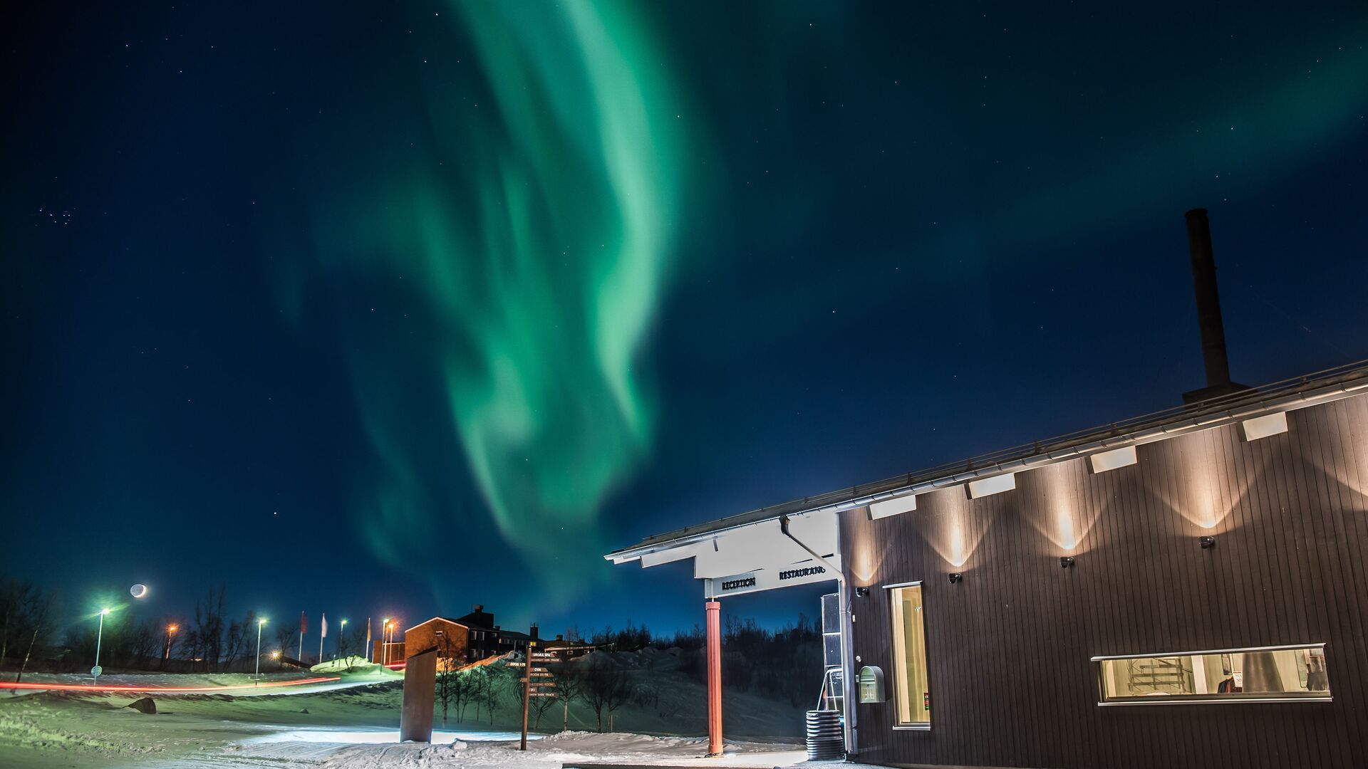 Northern lights outside Camp Ripan ©Camp Ripan