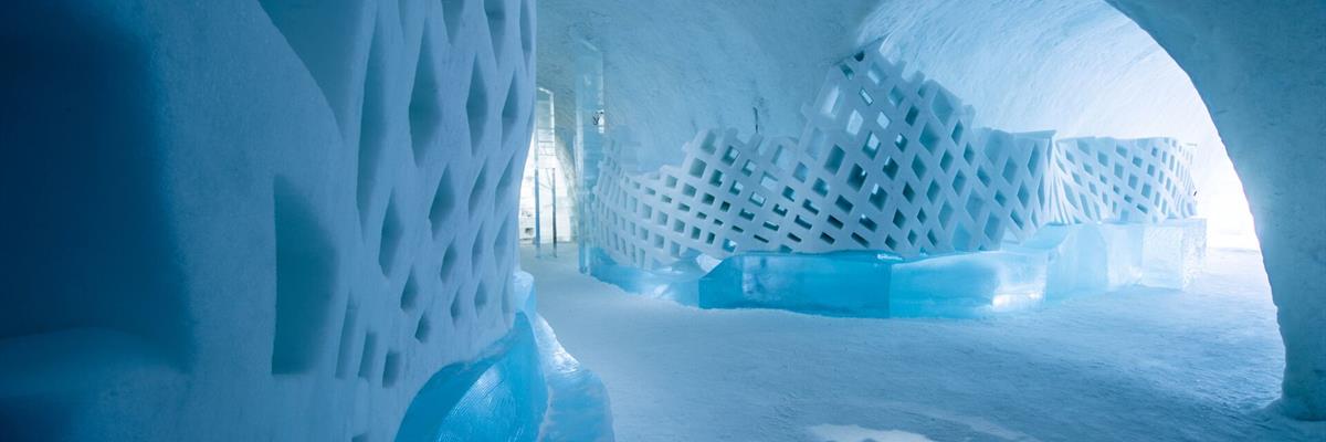 Main hall of the ICEHOTEL ©ICEHOTEL | Marjolein Vonk & Maurizio Perron | Asaf Kliger
