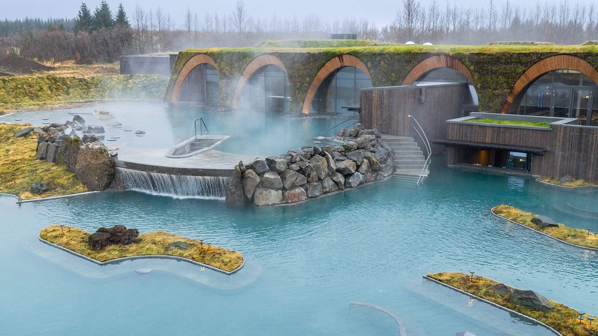 laugaras lagoon iceland