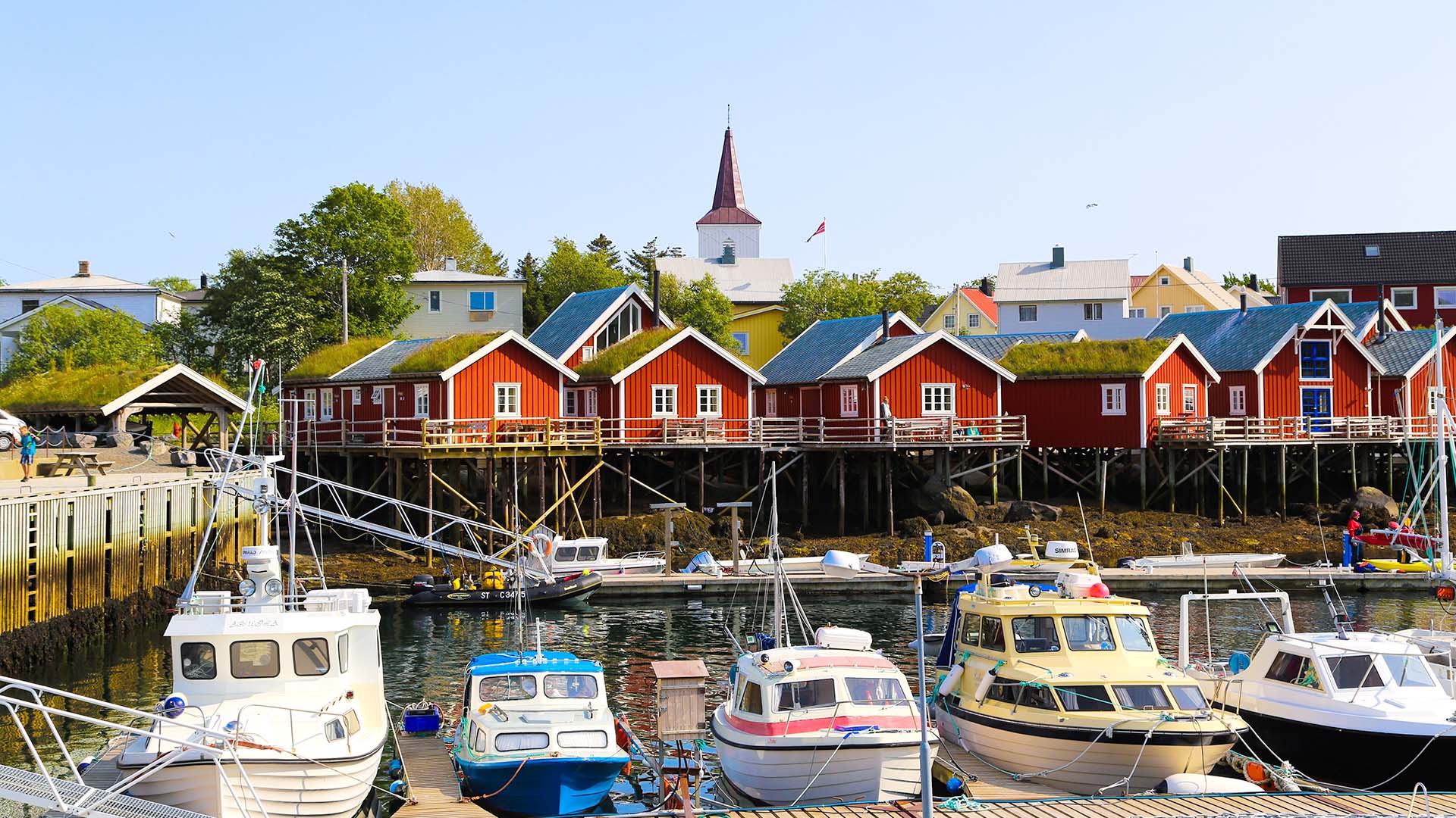 Fisherman cabins in Reine ©visitnorway.com / Foap