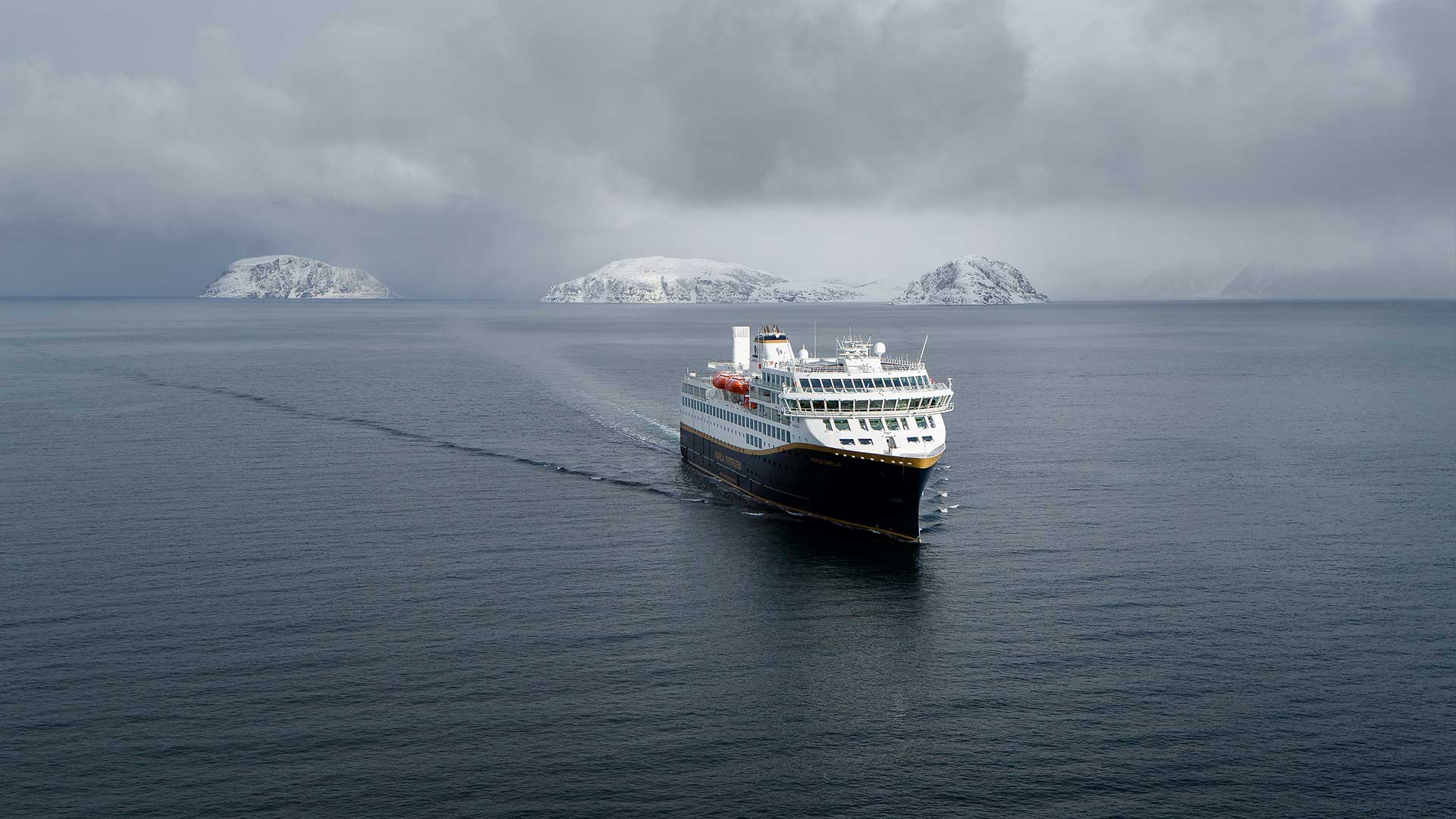 Havila cruise ship in winter ©Havila Kystruten / Marius Beck Dahle