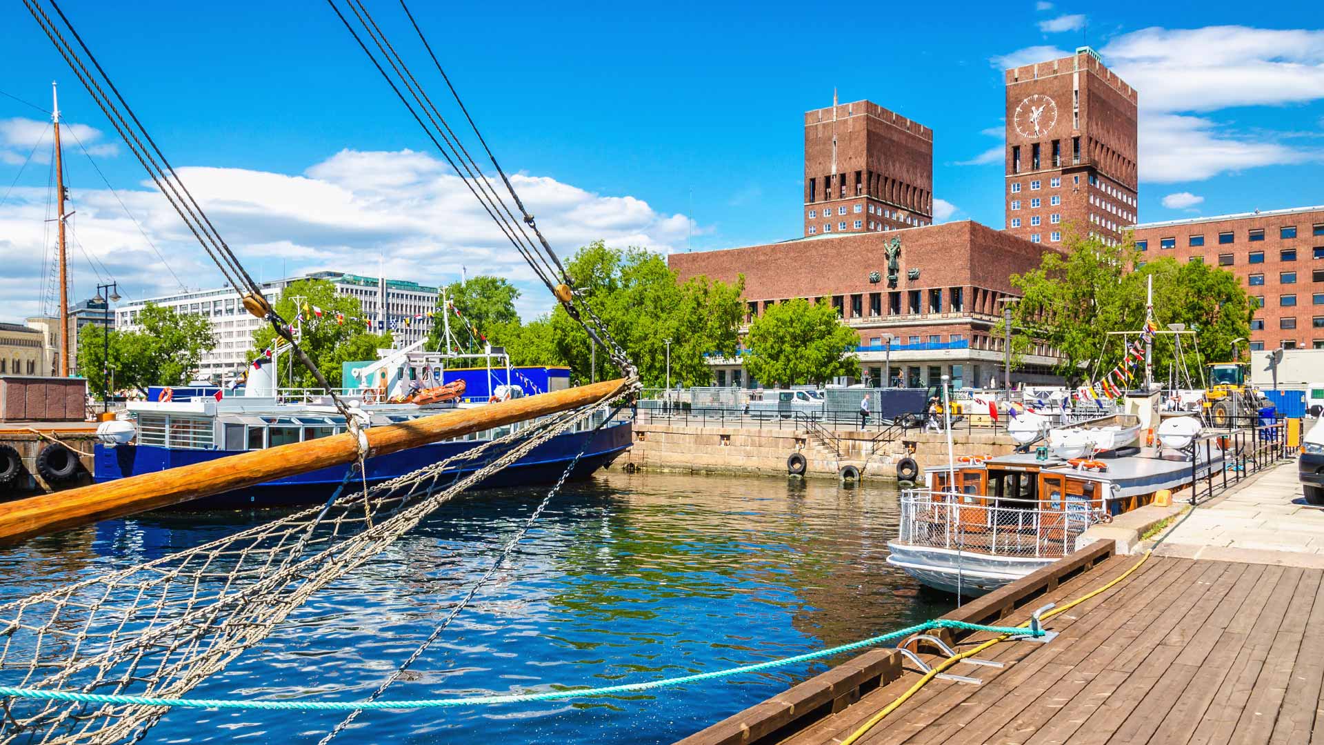 Harbour view of Oslo City Hall