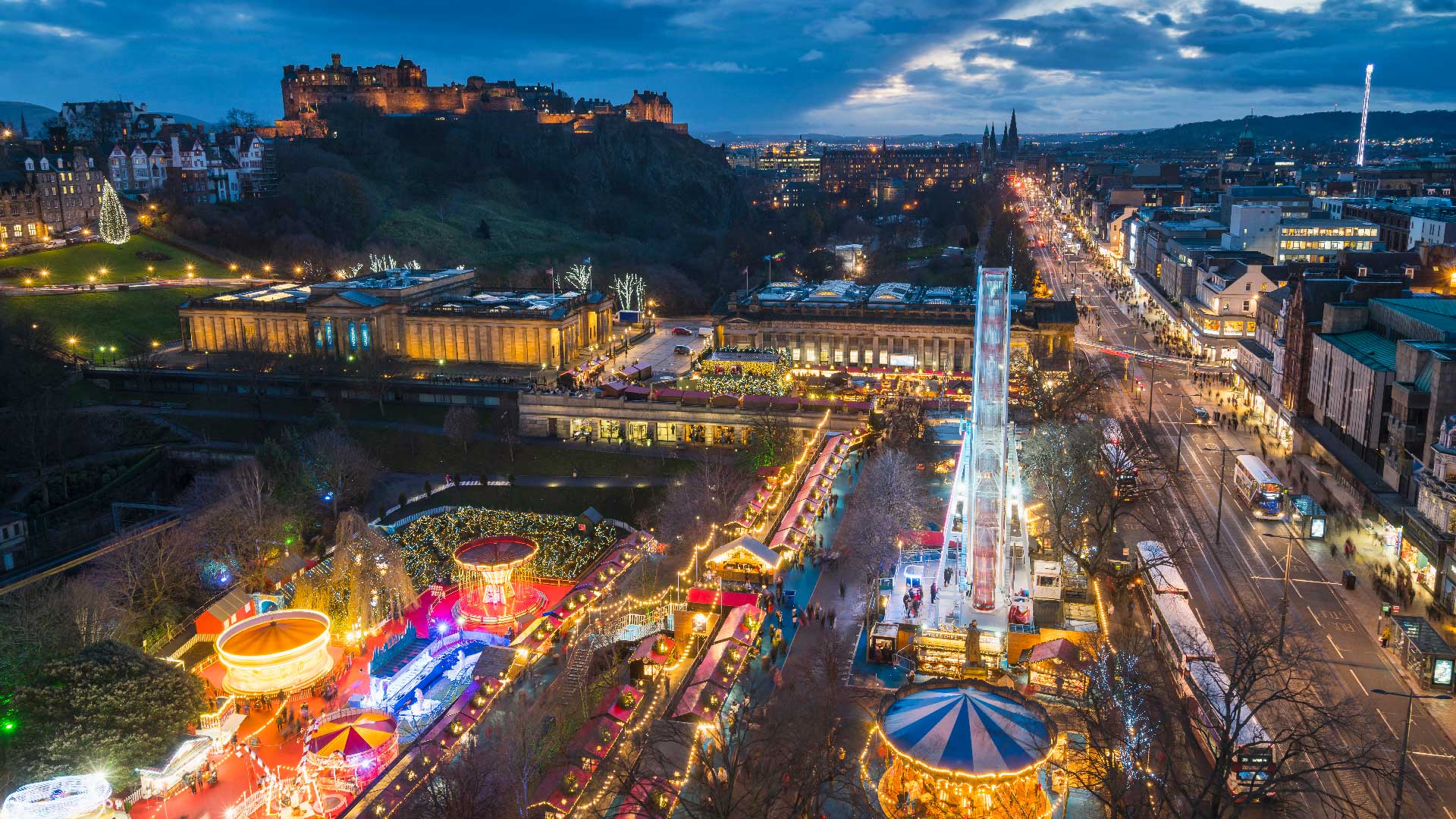 Edinburgh Christmas Market ©Kenny Lam - VisitScotland