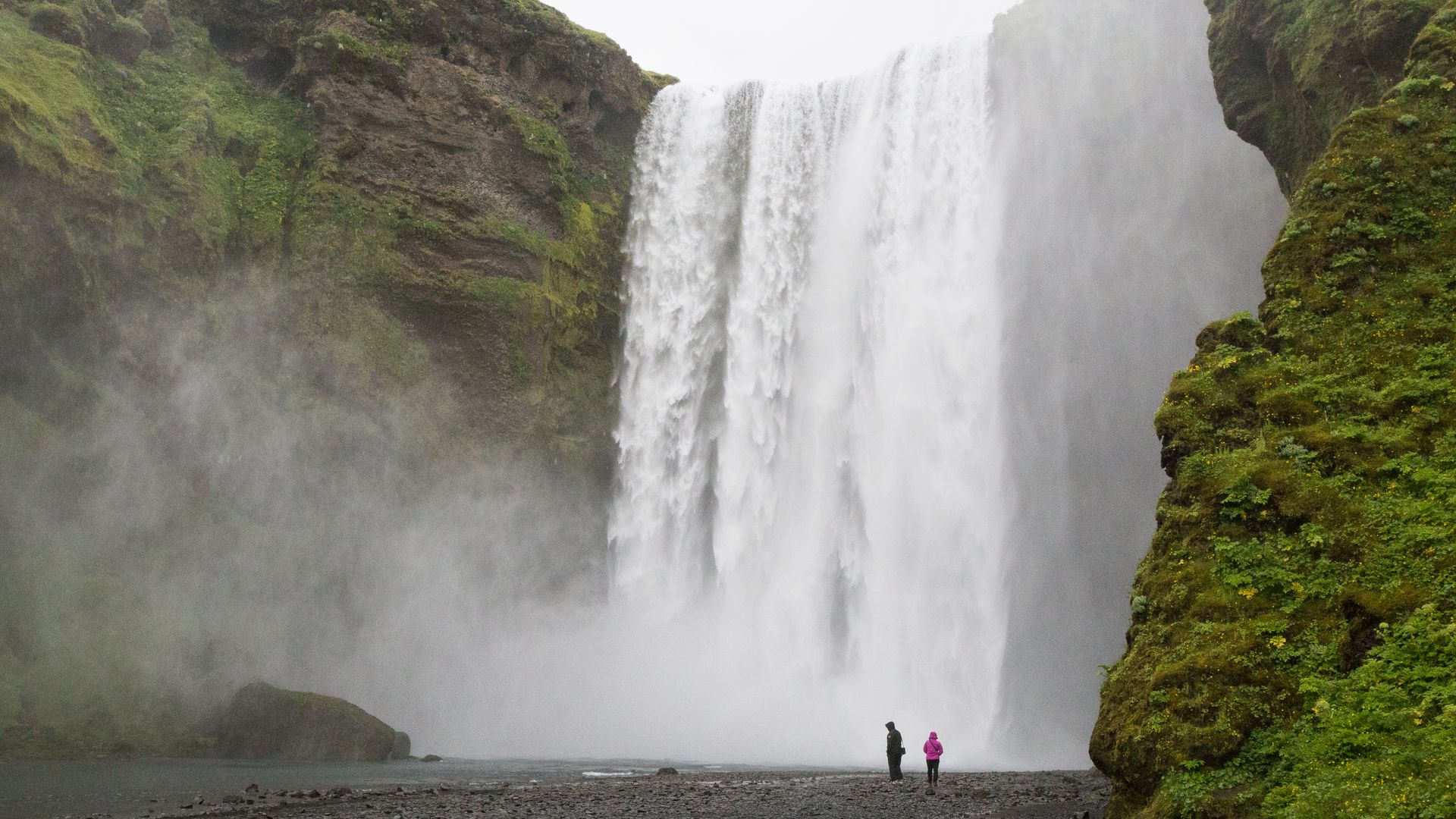 skogafoss waterfall iceland
