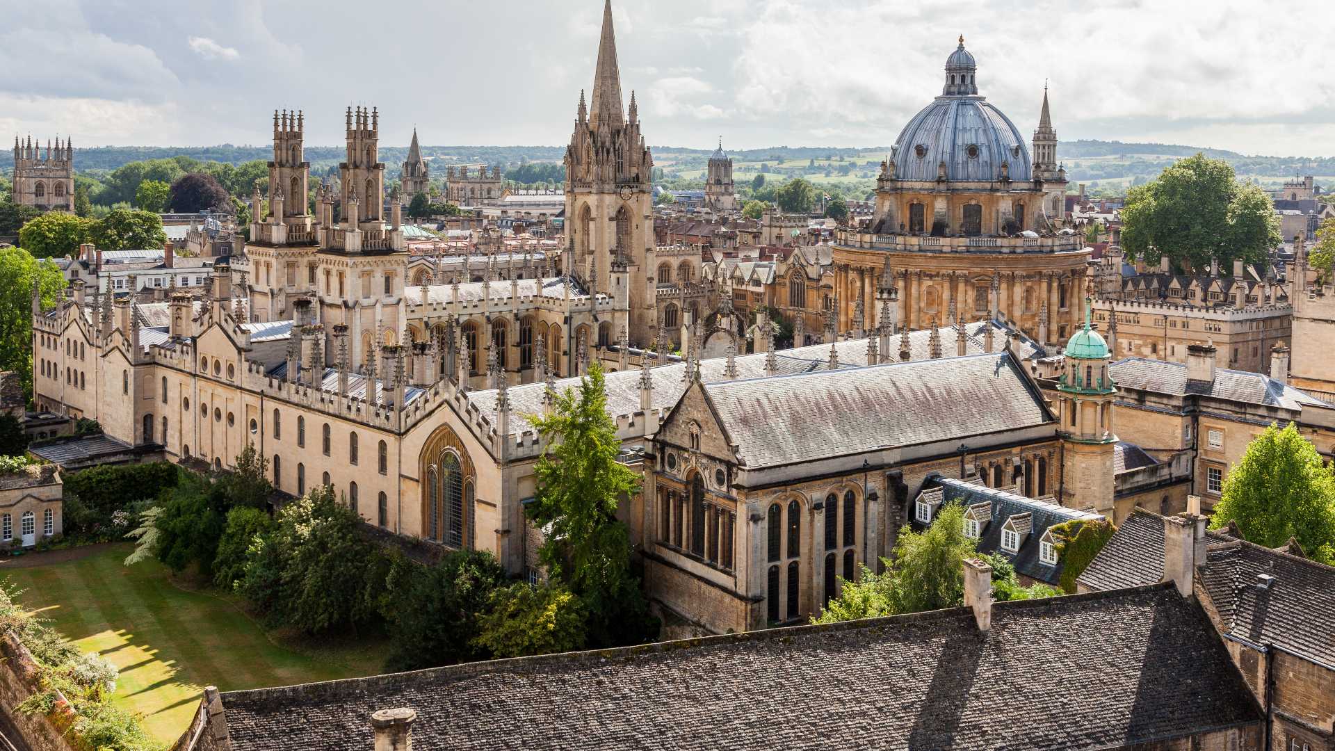 Oxford city skyline and the Radcliffe Camera