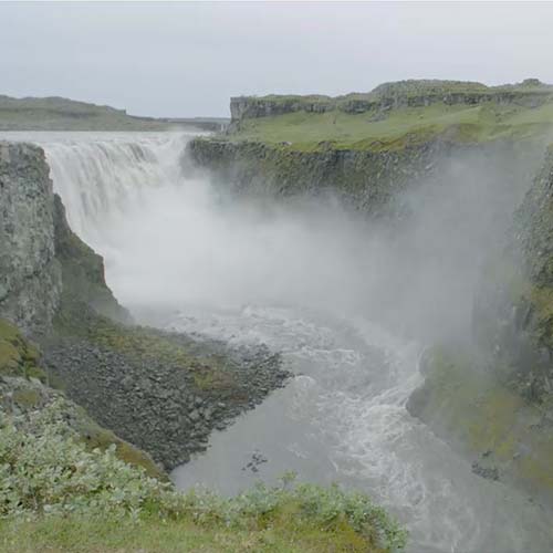dettifoss in north iceland-thumbnail