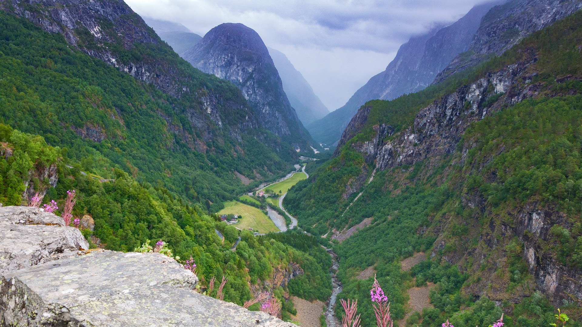 Nærøydalen valley viewpoint on Stalheim route, Voss, Norway