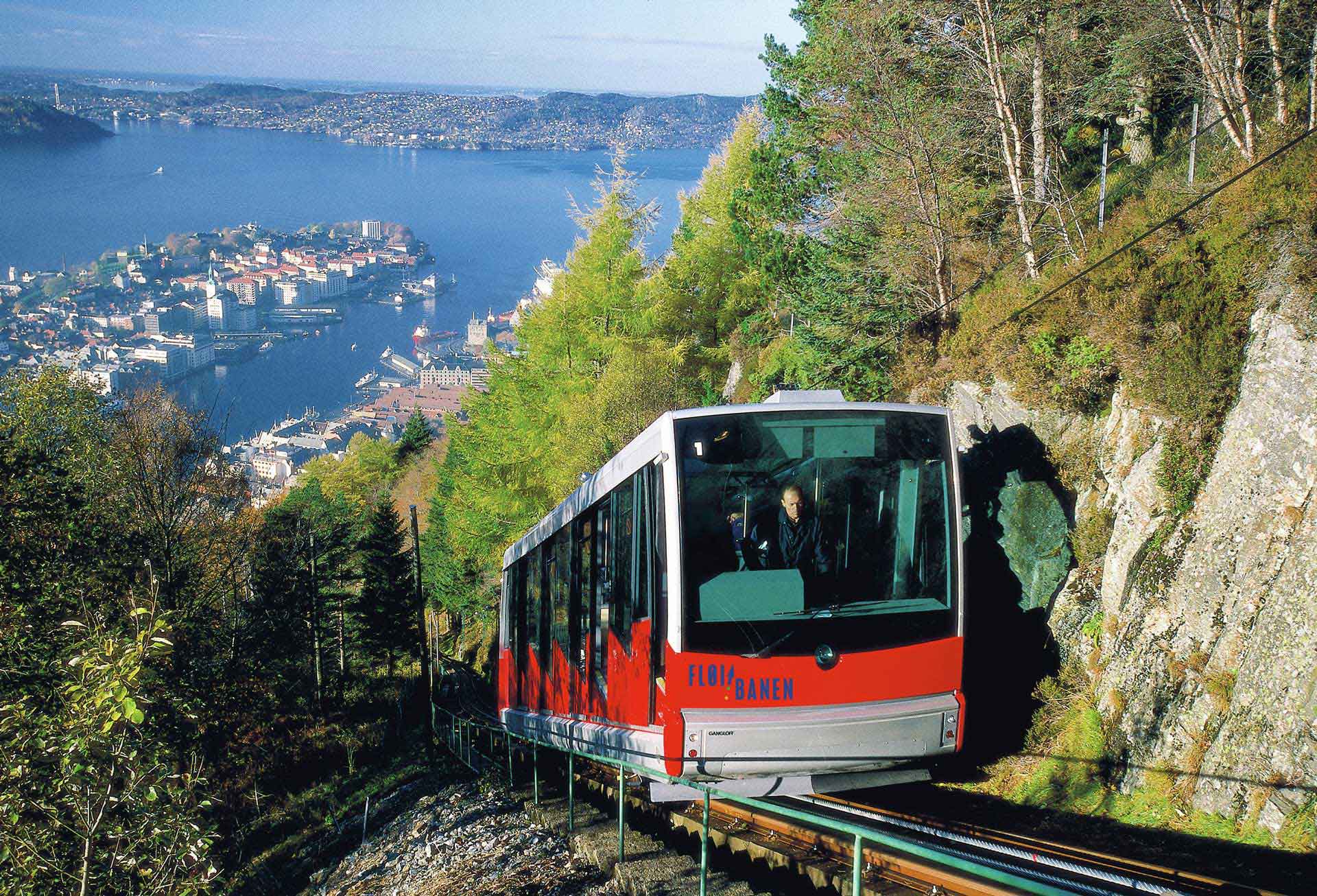 The steep tracks of the Bergen Fløibanen - Photo: Pål Hoff/VisitBergen-VisitNorway.com