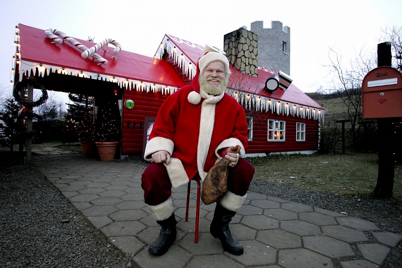 Santa - Christmas Garden Akureyri