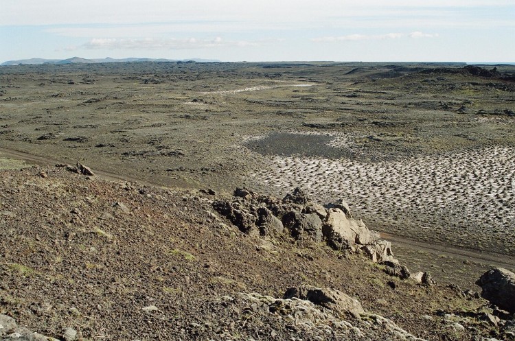 The many different lava fields that make up the Reykjanes peninsula are fascinating to see when navigating the area.