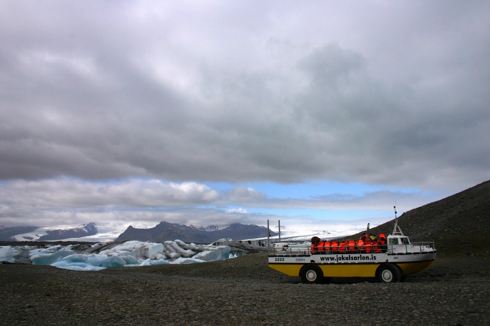 Jökulsárlón amphibious boat