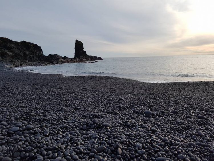 The rocky Djúpalónssandur beach in West Iceland