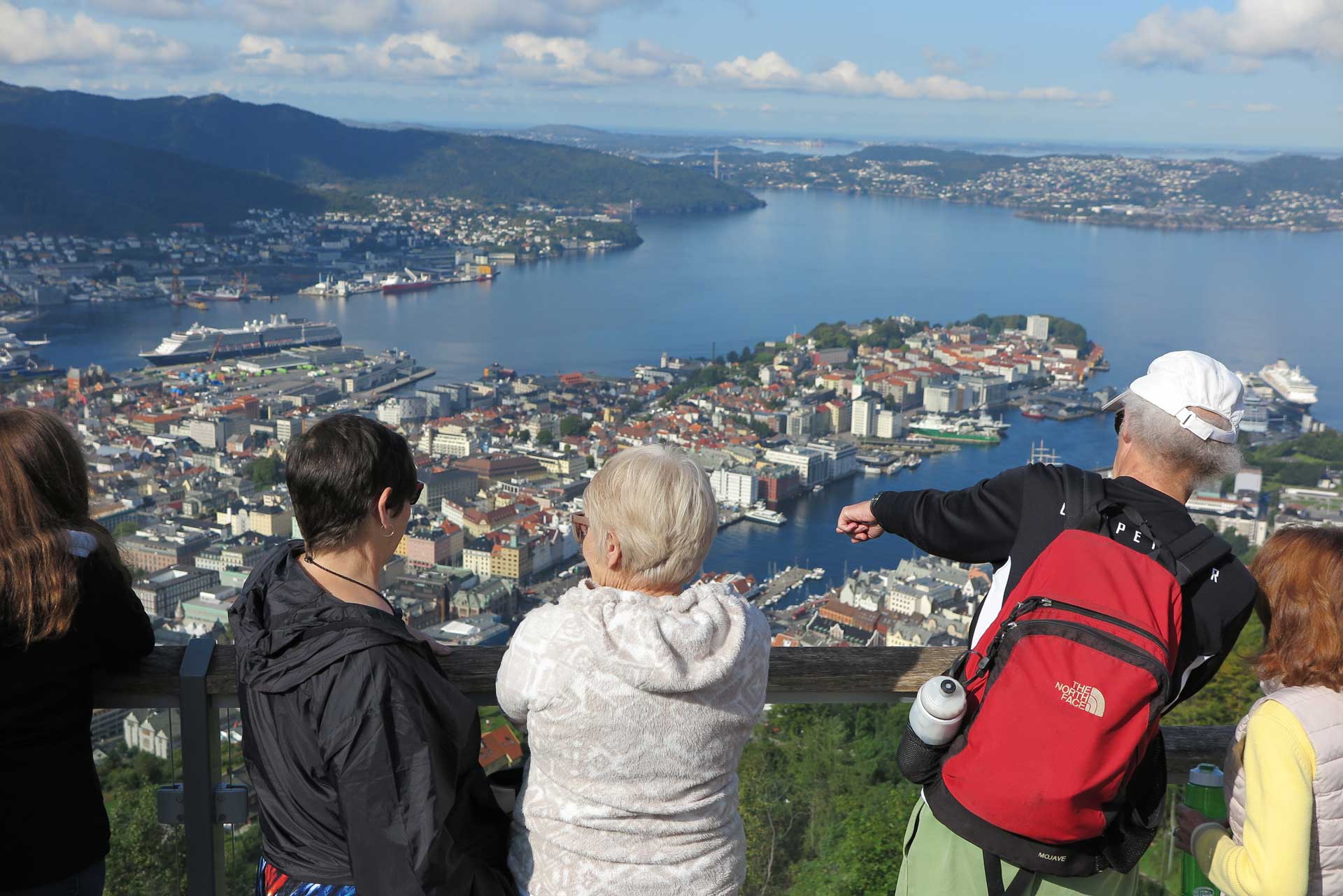 mt floyen viewpoint in bergen   1920x1281