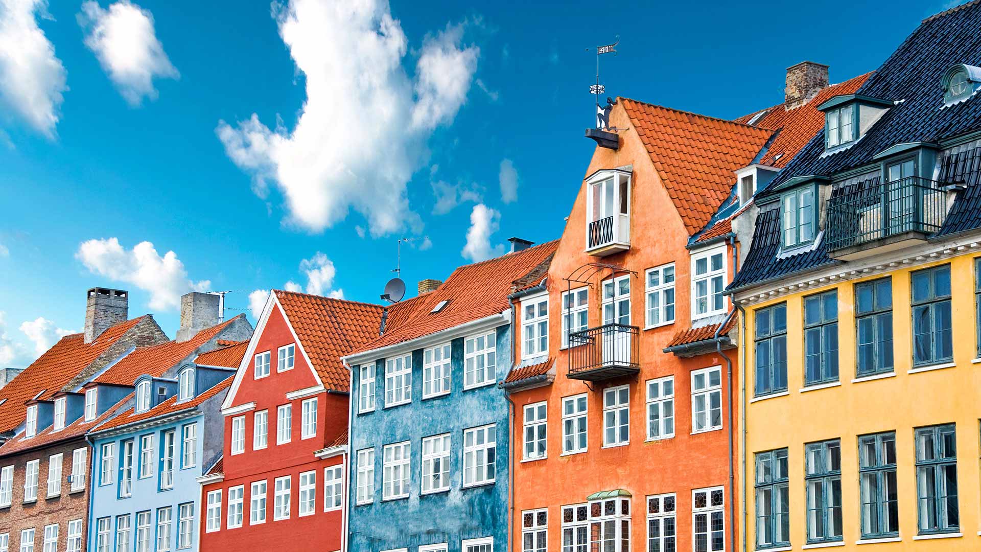 Colourful houses in Nyhavn, Copenhagen