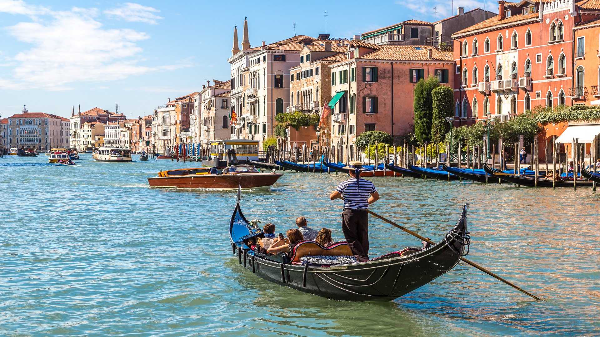 gondla on Canal Grande, Venice