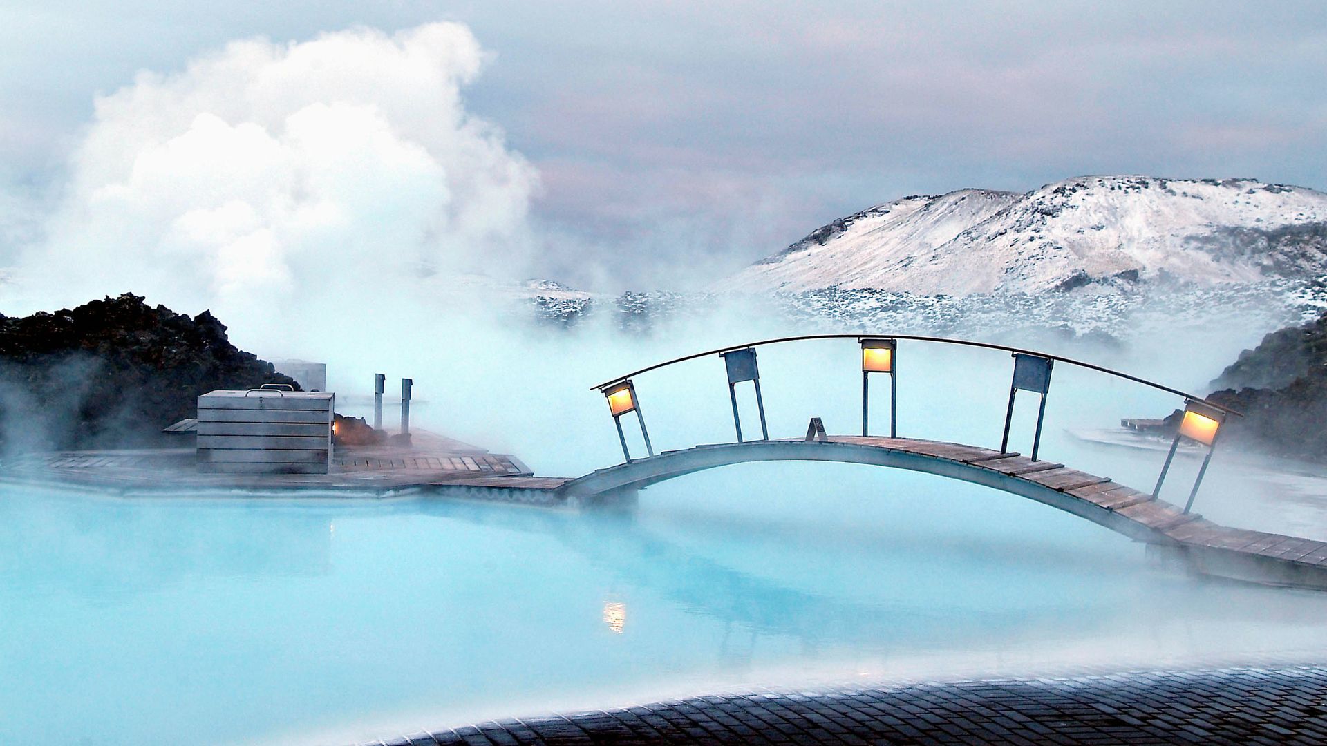 pool at the blue lagoon