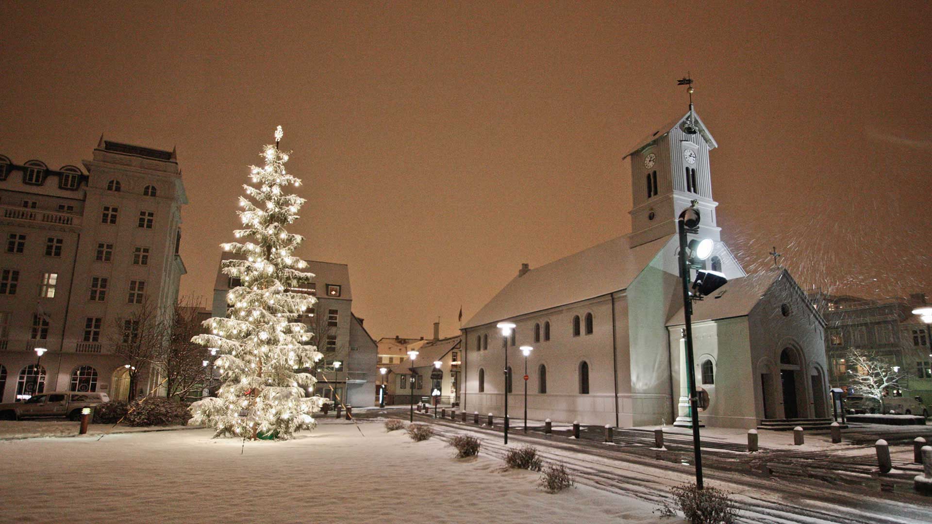 Christmas With The Locals In North Iceland 7 Days 6 Nights Nordic