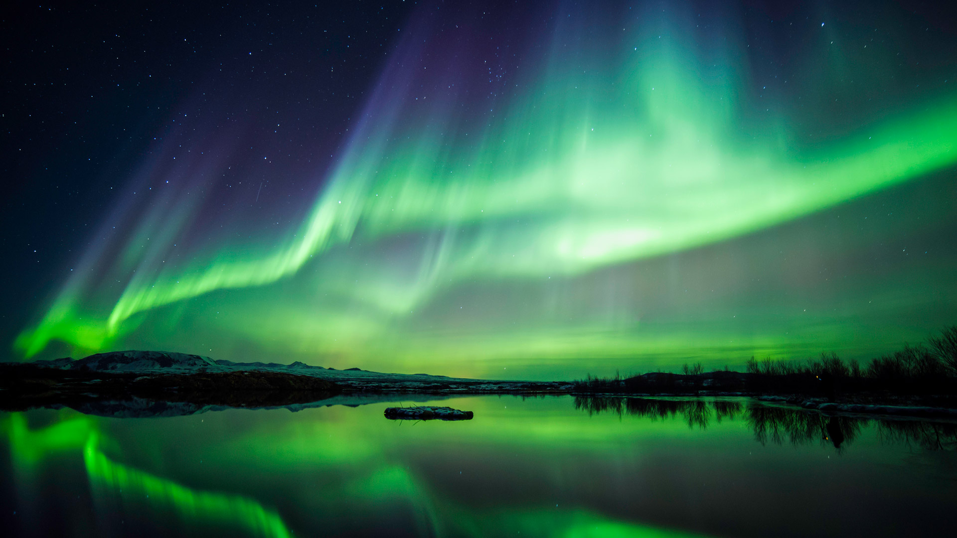 Northern lights over Thingvellir, Iceland