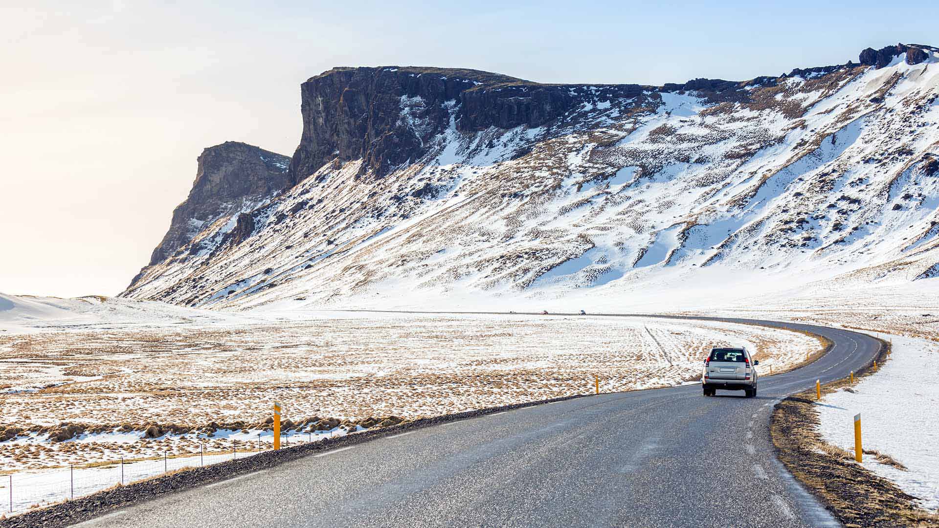 Self-drive in Iceland in winter