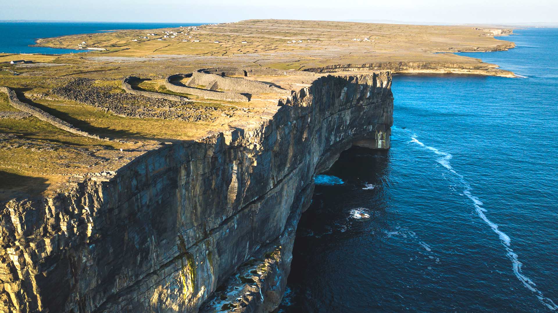 Dun Aonghasa fort, Inishmore, Aran Islands