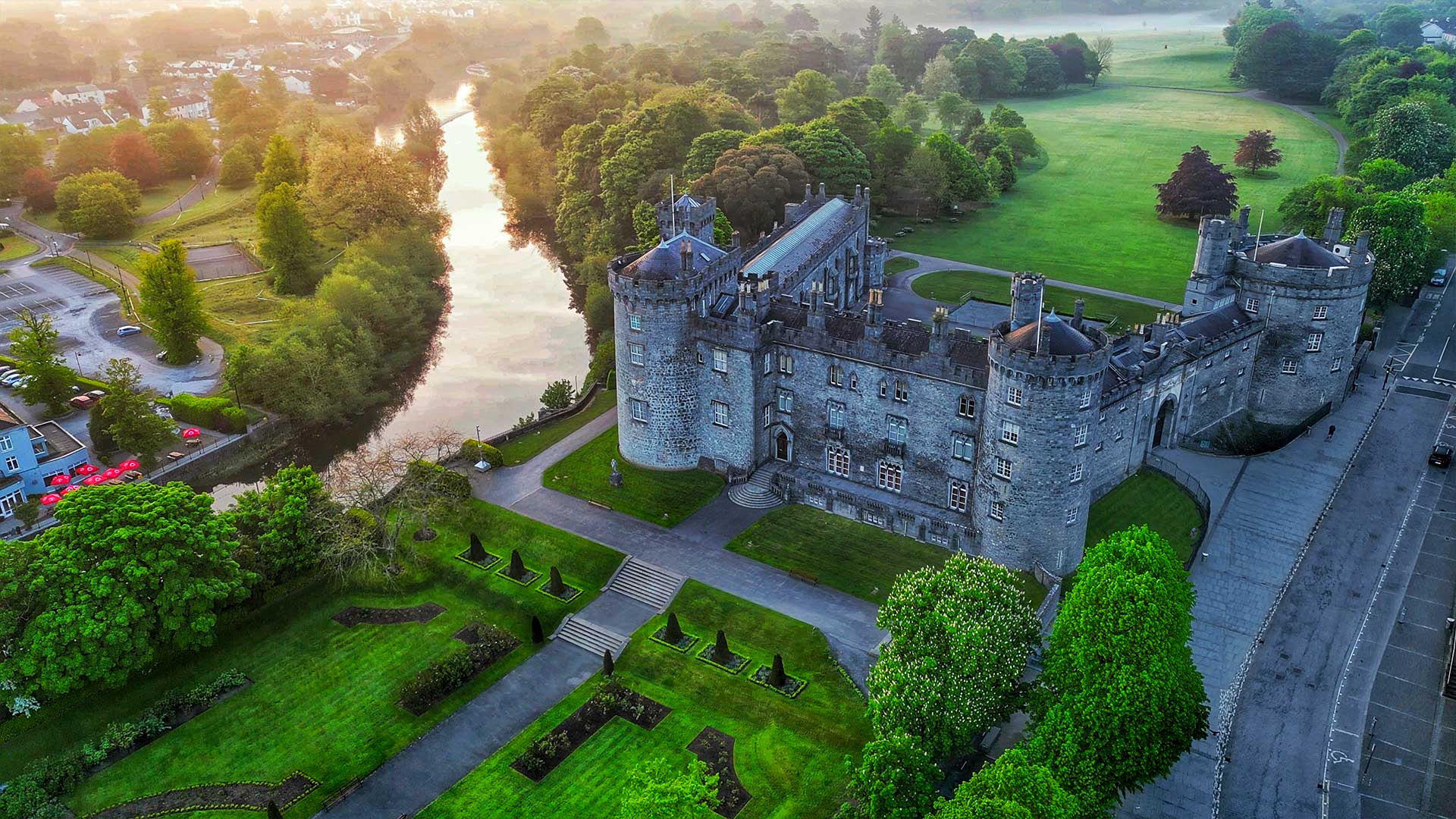Aerial shot of Kilkenny Castle and parklands?400x200;crop