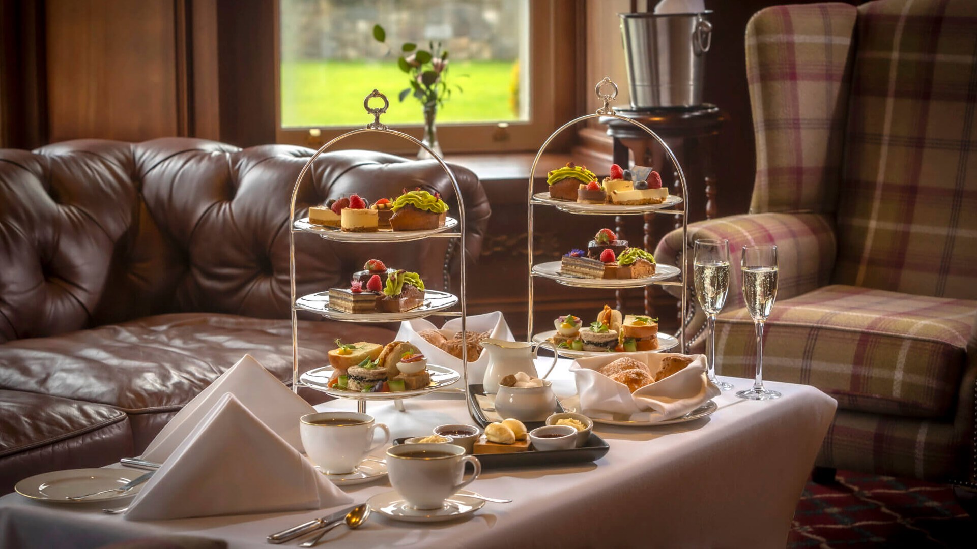 Afternoon tea at Kilronan Castle © Kilronan Castle