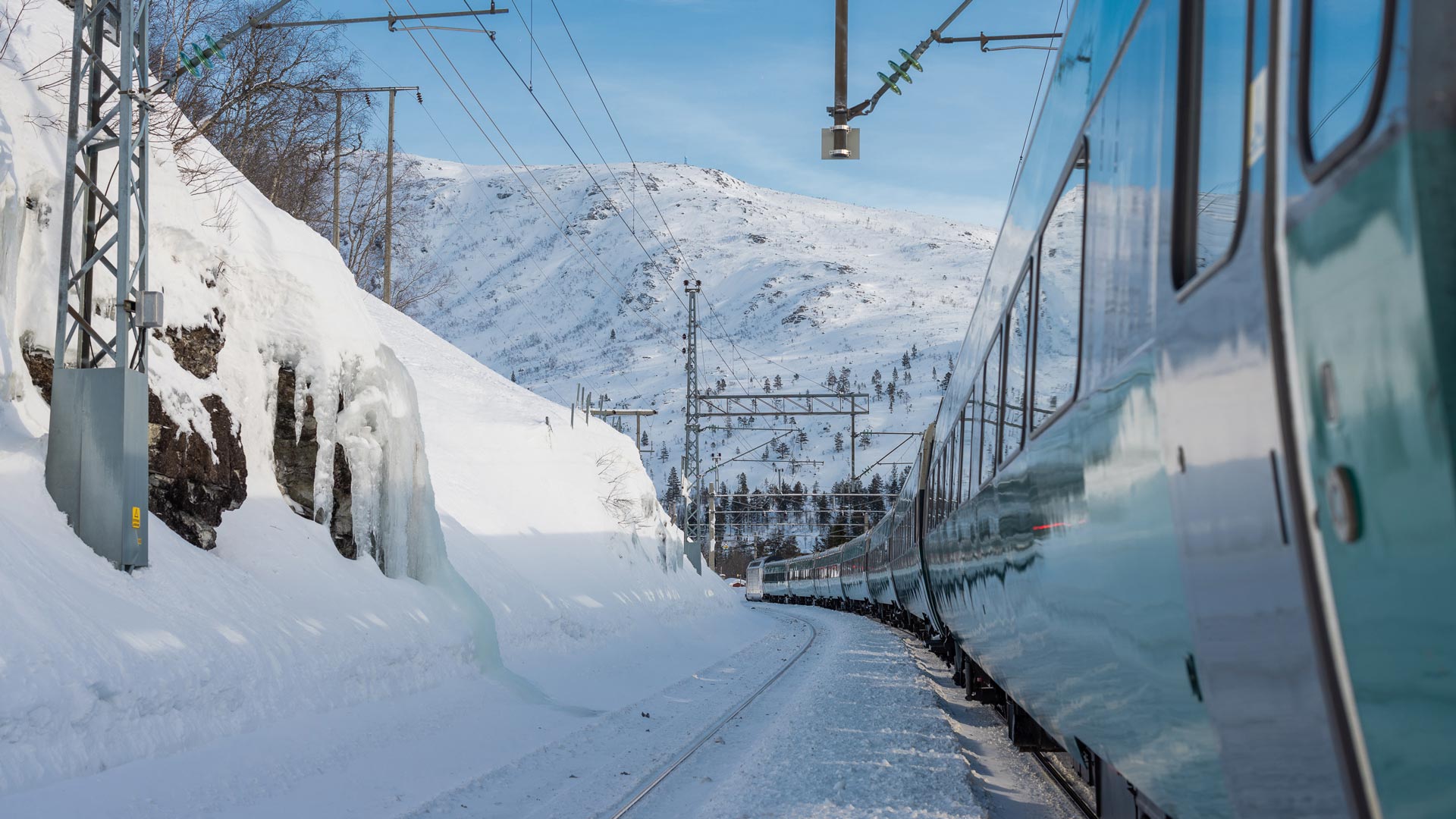olso bergen train norway mountains?400x200;crop