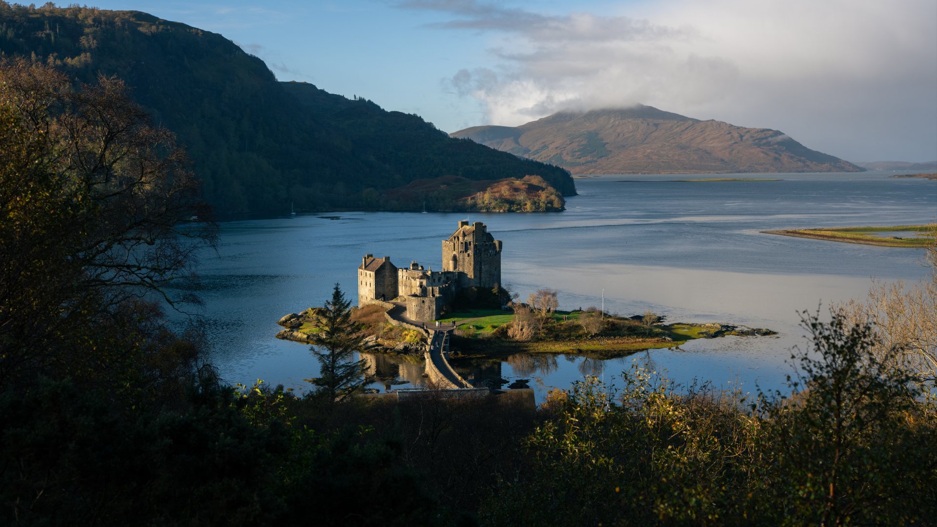 scotland   highlands  eilean donan castle