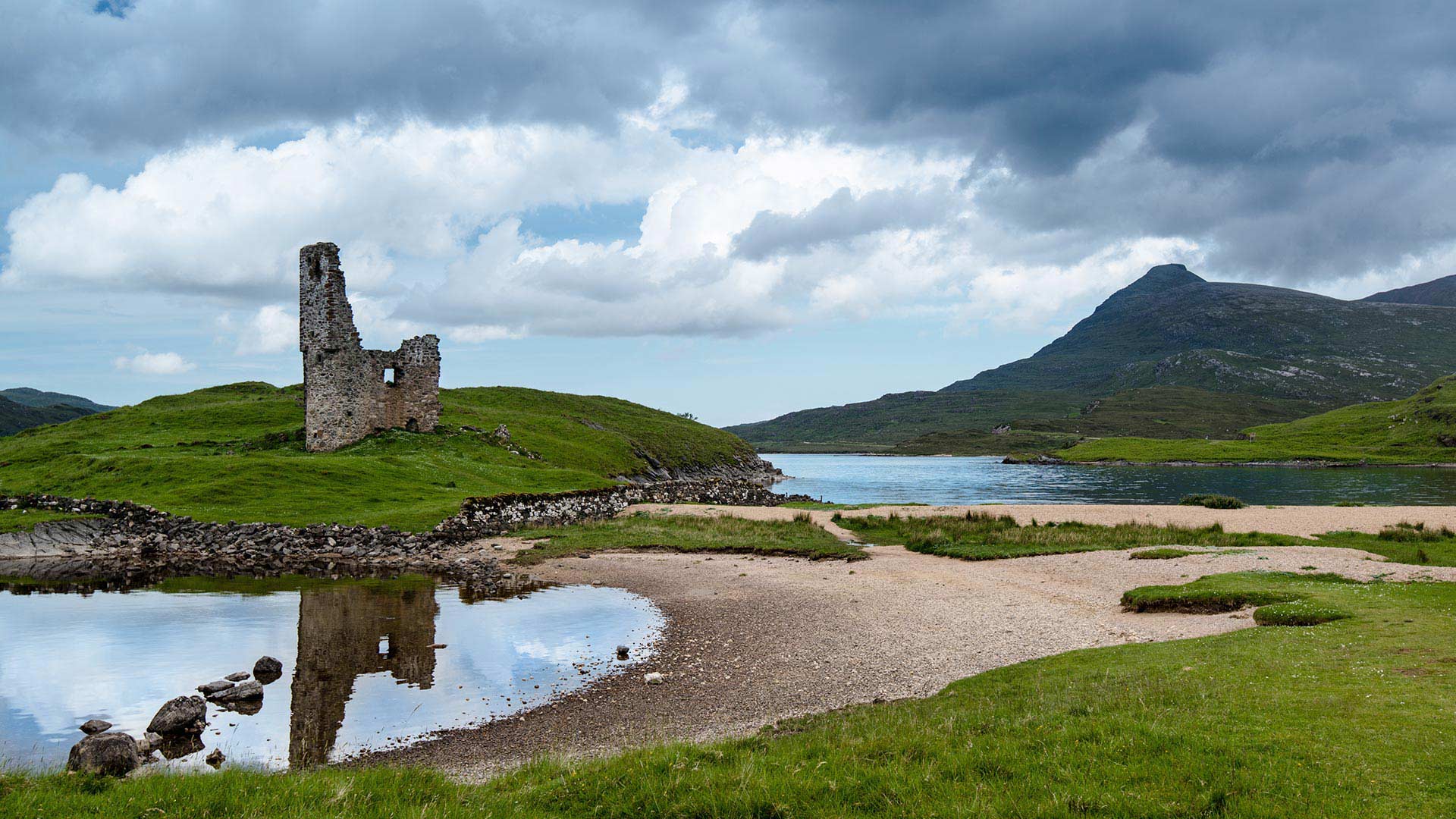 ardvreck castle ruins