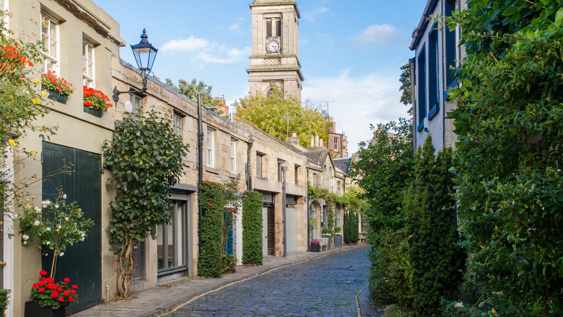 charming cobbled lane in edinburgh, Stockbrige