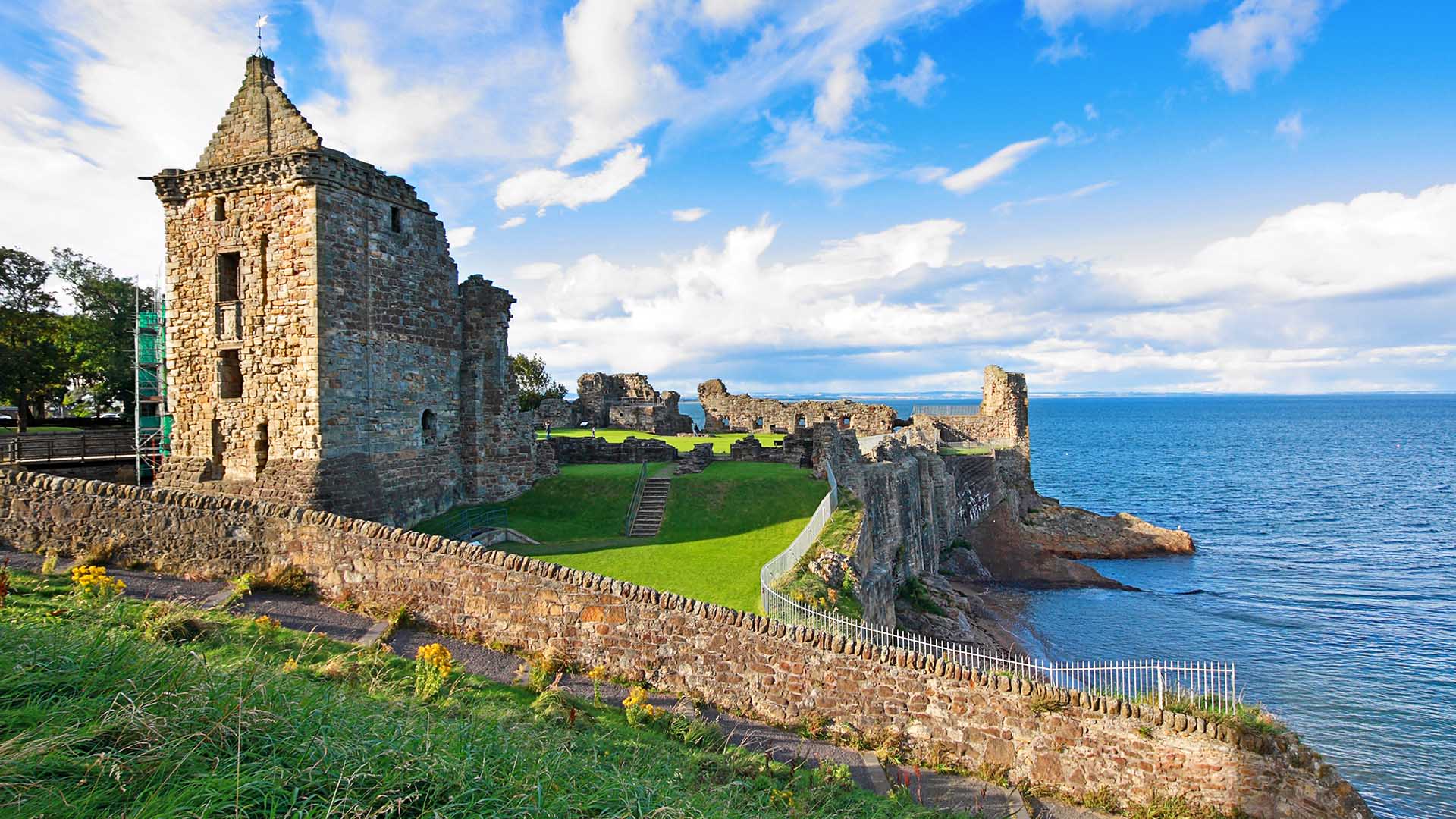 ruins of castle of st andrews