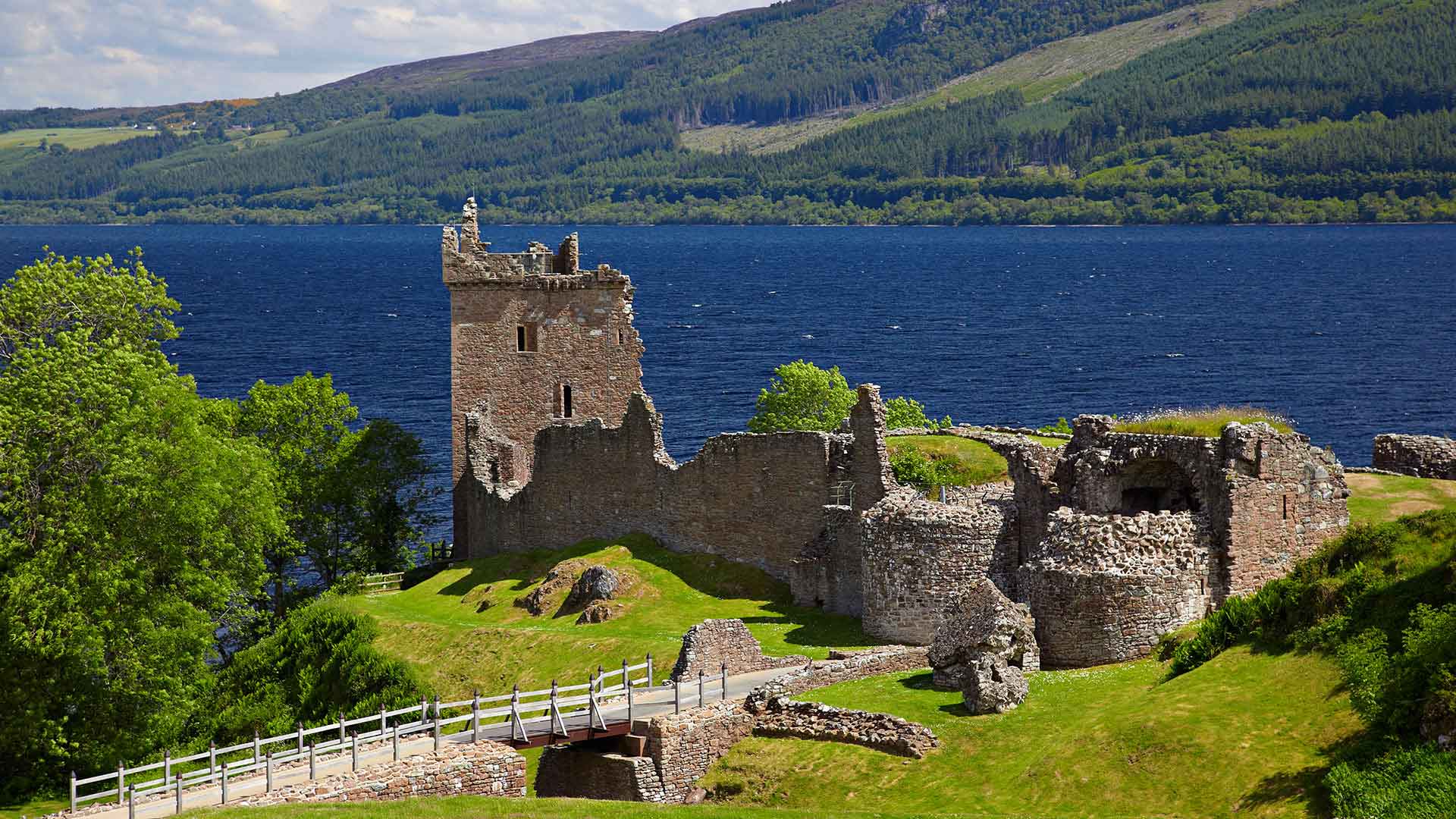 urquhart castle by loch ness