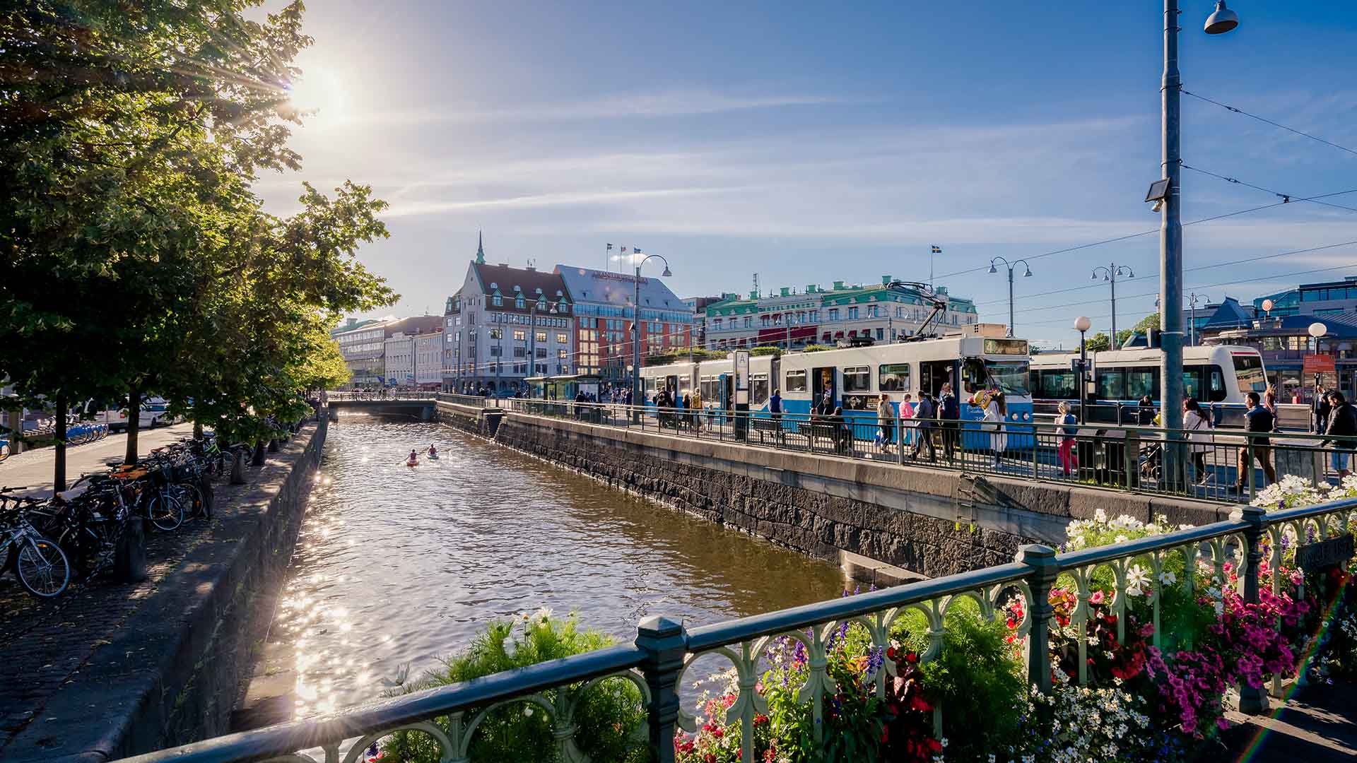 queens square and canal of Gothenburg