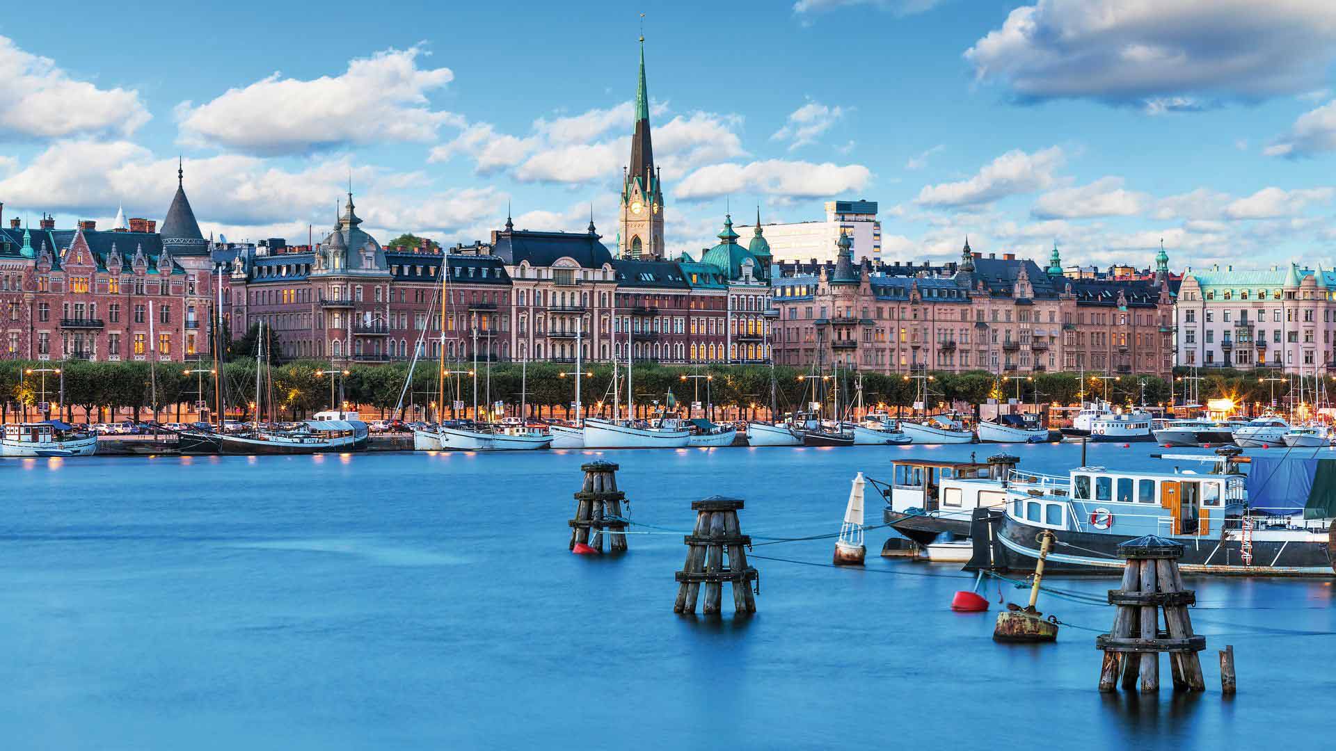 scandinavia tours august